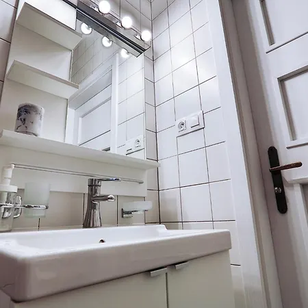 Two-Bedroom Haven In The Old Town Prague Exterior photo