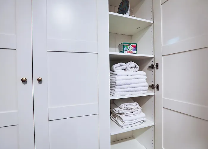 Two-Bedroom Haven In The Old Town